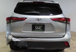 Thumbnail of 2021 Toyota Highlander