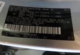 Thumbnail of 2021 Toyota Highlander