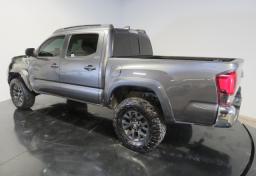 Thumbnail of 2020 Toyota Tacoma