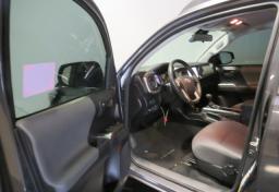 Thumbnail of 2020 Toyota Tacoma