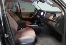 Thumbnail of 2020 Toyota Tacoma