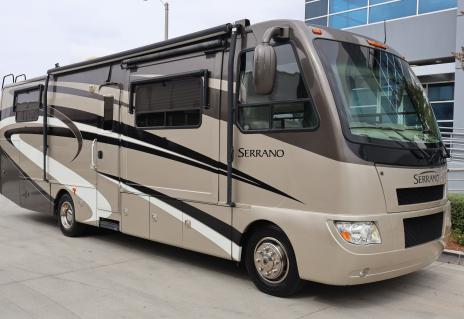 2009 Four Winds Serrano